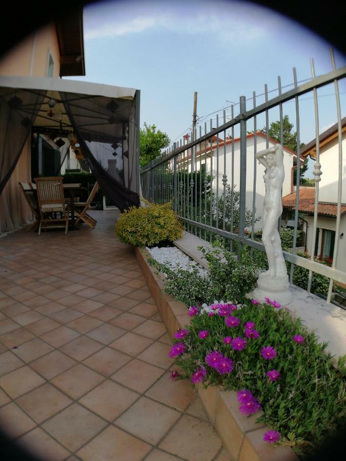 Garda House Otel Sandra Dış mekan fotoğraf