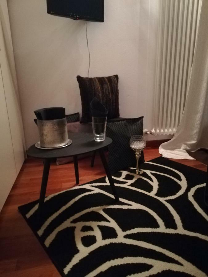 Garda House Otel Sandra Dış mekan fotoğraf